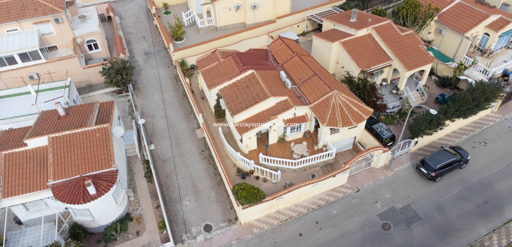 Wederverkoop - Vrijstaande Villa - Urb. La Marina