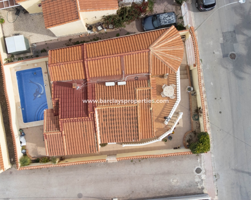 Wederverkoop - Vrijstaande Villa - Urb. La Marina