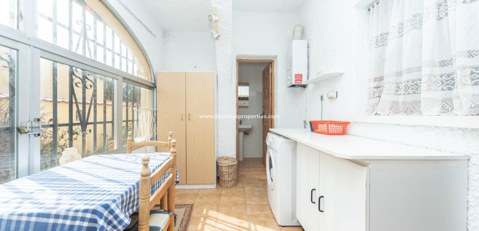 Wederverkoop - Vrijstaande Villa - Urb. La Marina