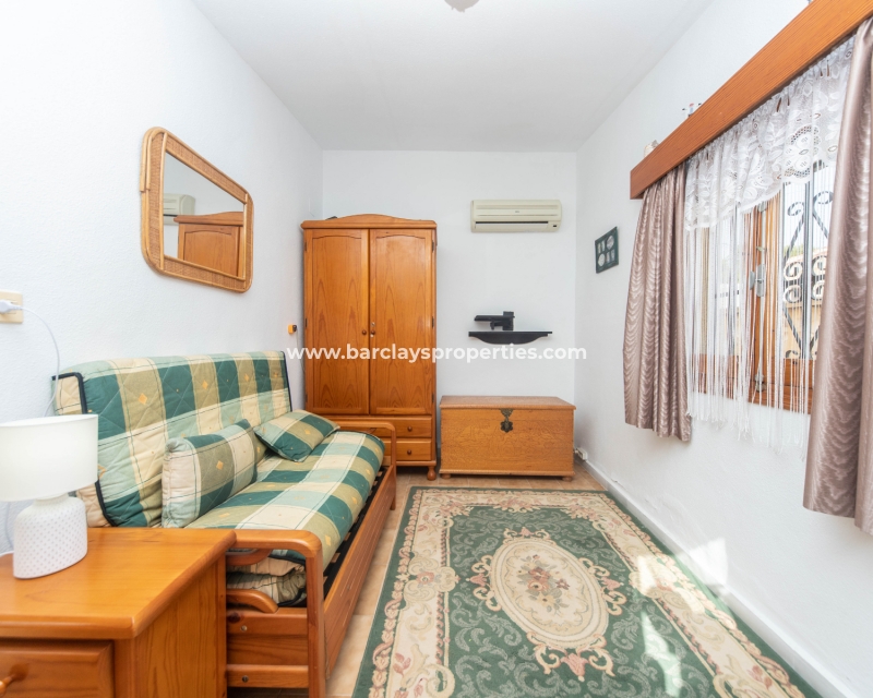 Wederverkoop - Vrijstaande Villa - Urb. La Marina