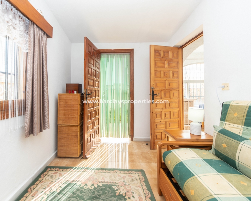 Wederverkoop - Vrijstaande Villa - Urb. La Marina