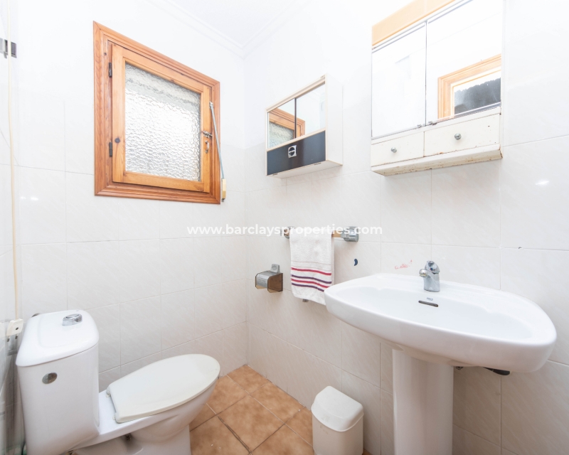 Wederverkoop - Vrijstaande Villa - Urb. La Marina