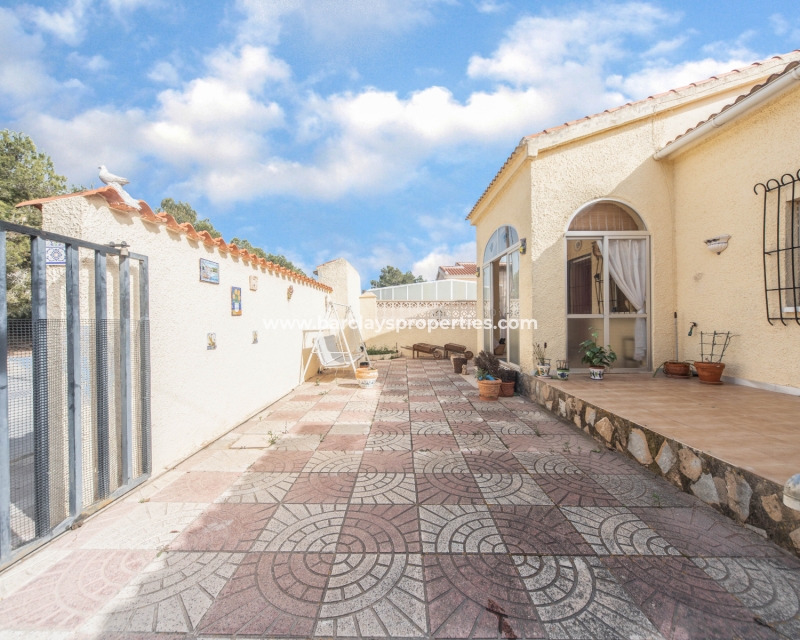 Wederverkoop - Vrijstaande Villa - Urb. La Marina