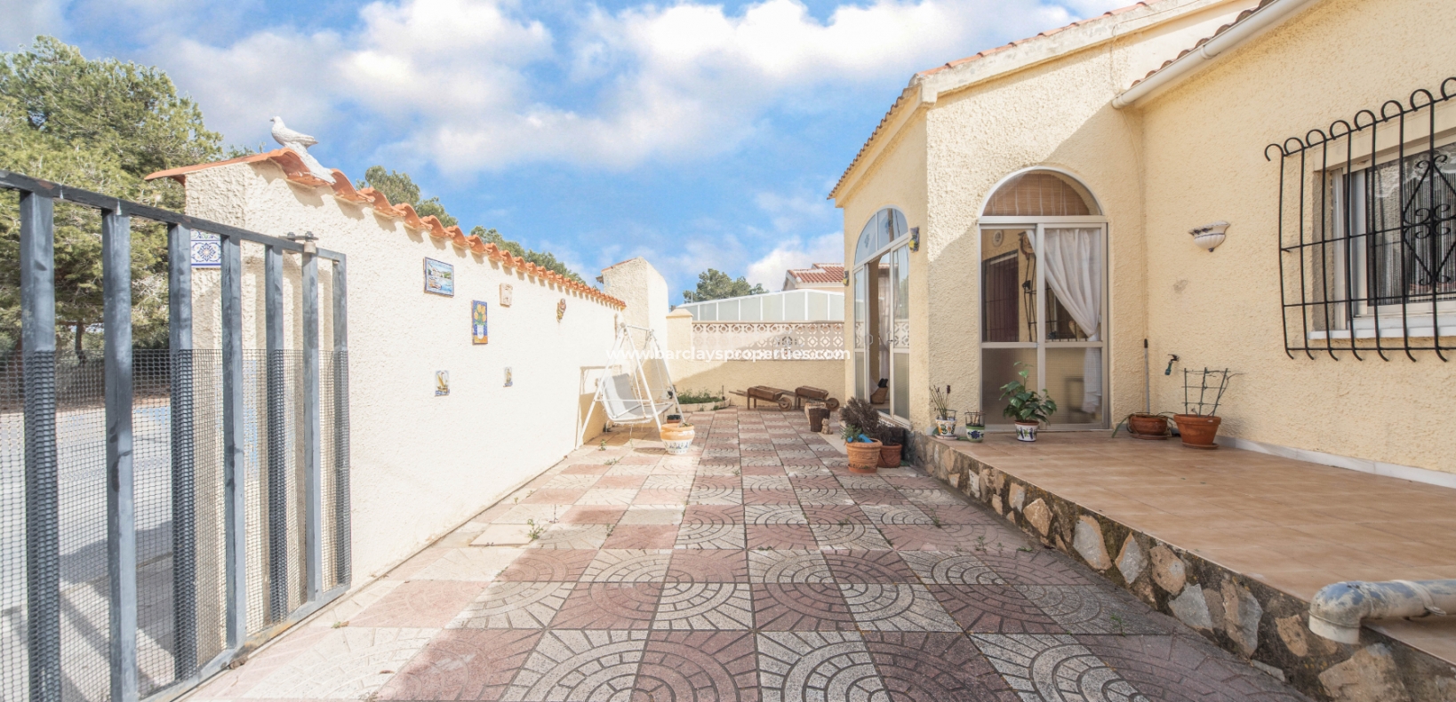 Wederverkoop - Vrijstaande Villa - Urb. La Marina