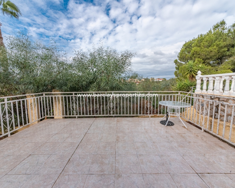 Wederverkoop - Vrijstaande Villa - Urb. La Marina