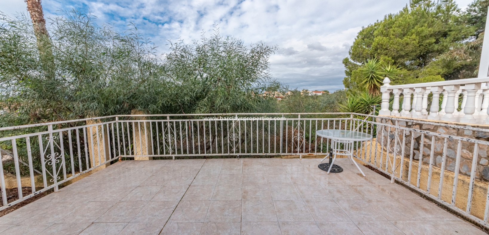 Wederverkoop - Vrijstaande Villa - Urb. La Marina