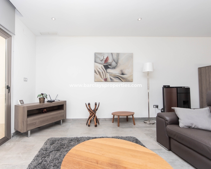 Wederverkoop - Vrijstaande Villa - Urb. La Marina