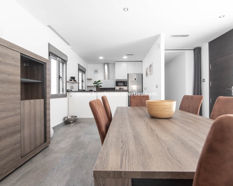 Wederverkoop - Vrijstaande Villa - Urb. La Marina