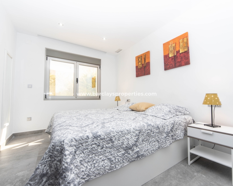 Wederverkoop - Vrijstaande Villa - Urb. La Marina