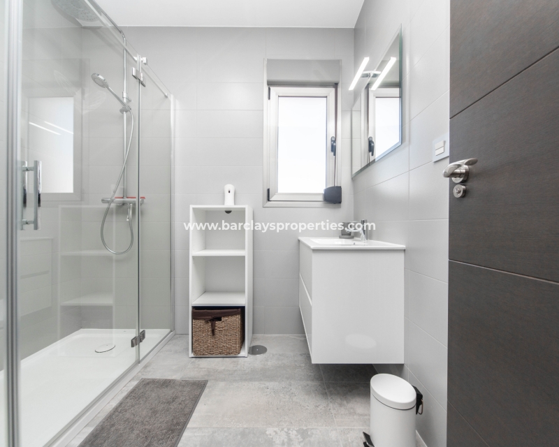 Wederverkoop - Vrijstaande Villa - Urb. La Marina