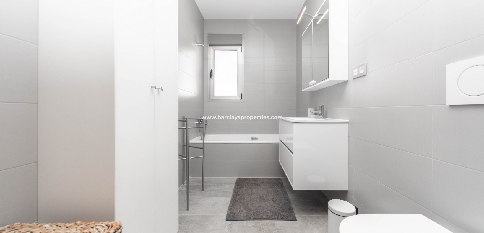 Wederverkoop - Vrijstaande Villa - Urb. La Marina