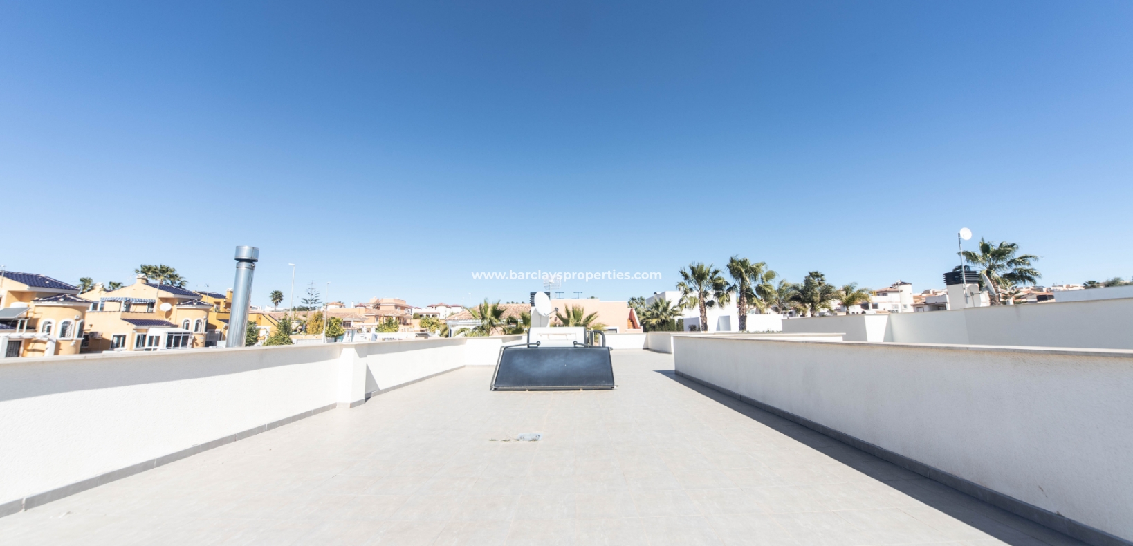 Wederverkoop - Vrijstaande Villa - Urb. La Marina