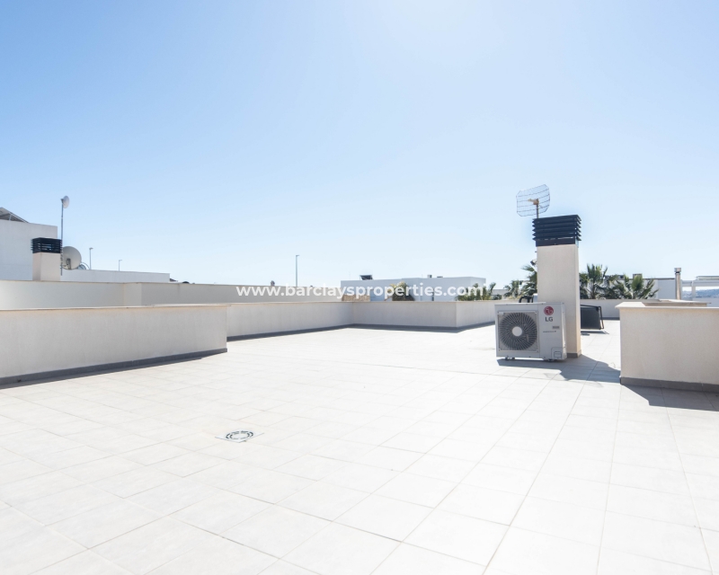 Wederverkoop - Vrijstaande Villa - Urb. La Marina