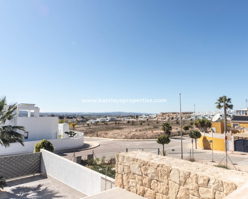 Wederverkoop - Vrijstaande Villa - Urb. La Marina