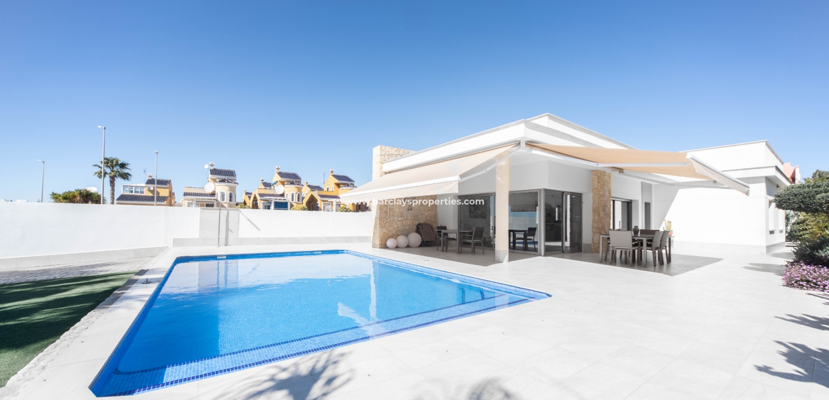 Wederverkoop - Vrijstaande Villa - Urb. La Marina