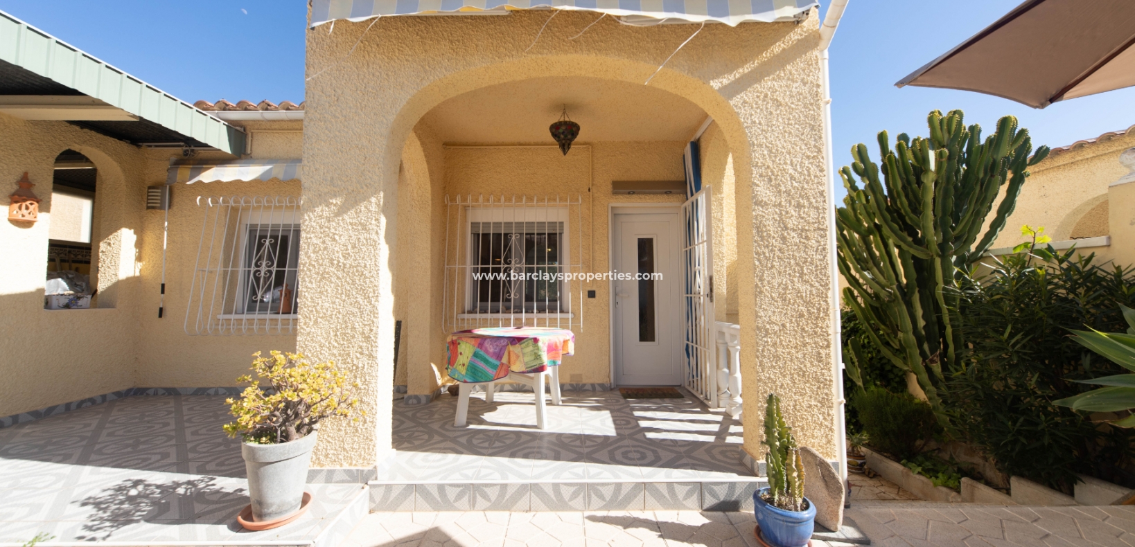 Wederverkoop - Vrijstaande Villa - Urb. La Marina