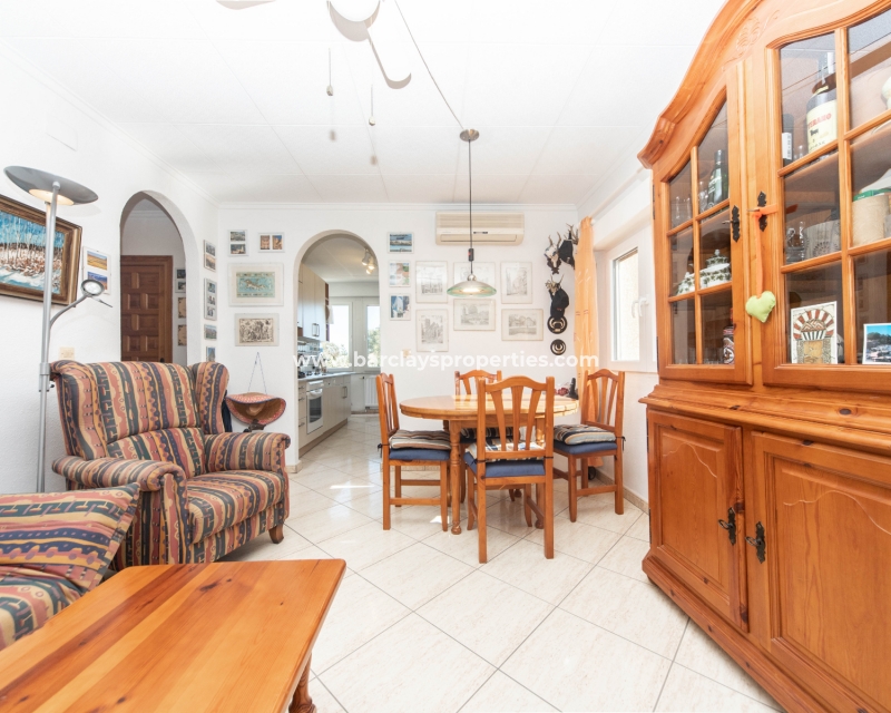 Wederverkoop - Vrijstaande Villa - Urb. La Marina