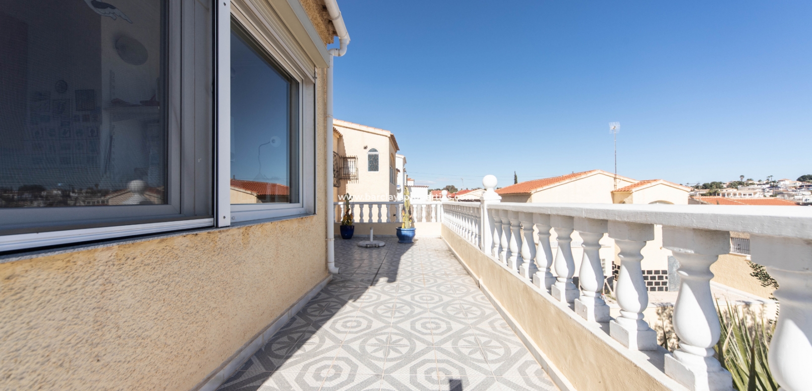 Wederverkoop - Vrijstaande Villa - Urb. La Marina