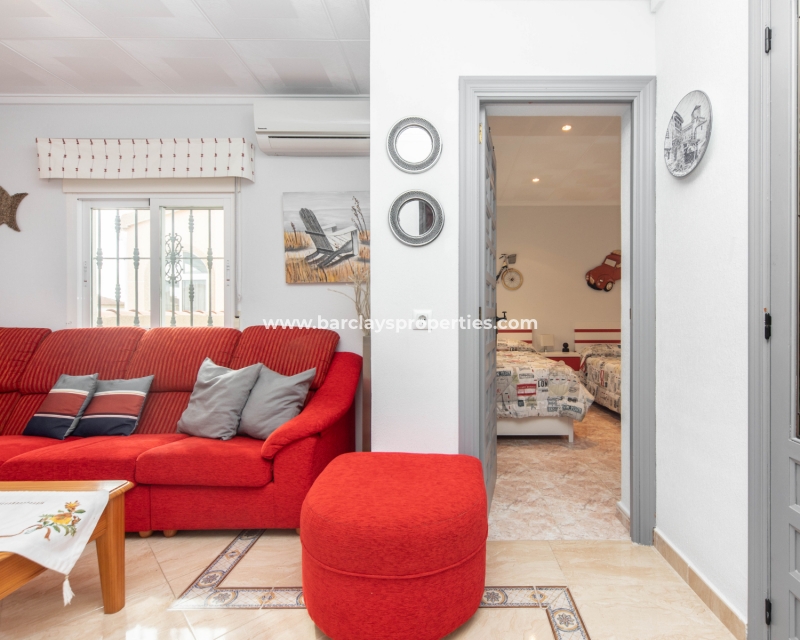 Wederverkoop - Vrijstaande Villa - Urb. La Marina