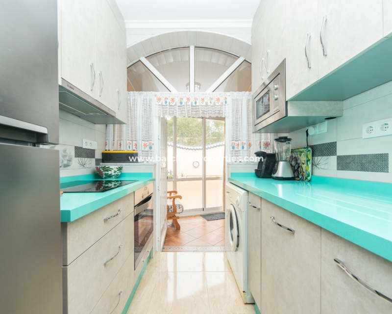 Wederverkoop - Vrijstaande Villa - Urb. La Marina