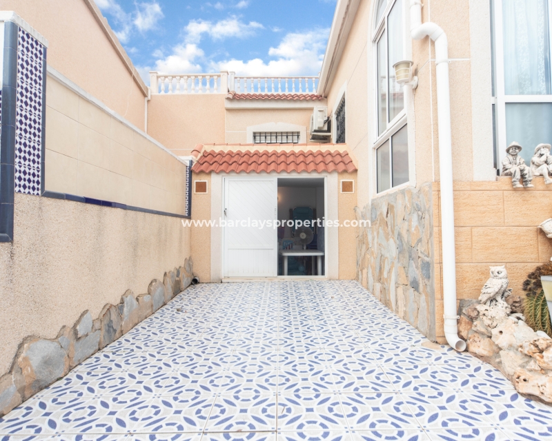 Wederverkoop - Vrijstaande Villa - Urb. La Marina