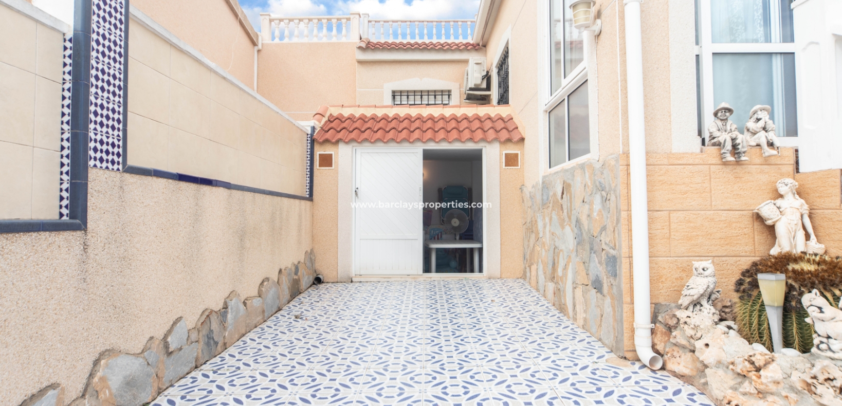 Wederverkoop - Vrijstaande Villa - Urb. La Marina