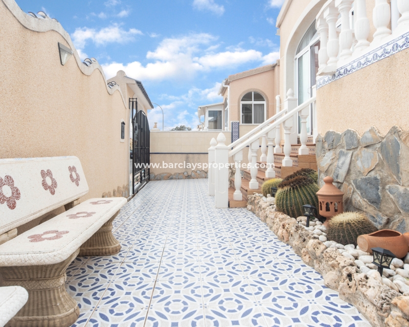 Wederverkoop - Vrijstaande Villa - Urb. La Marina