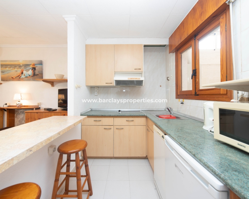 Wederverkoop - Vrijstaande Villa - Urb. La Marina