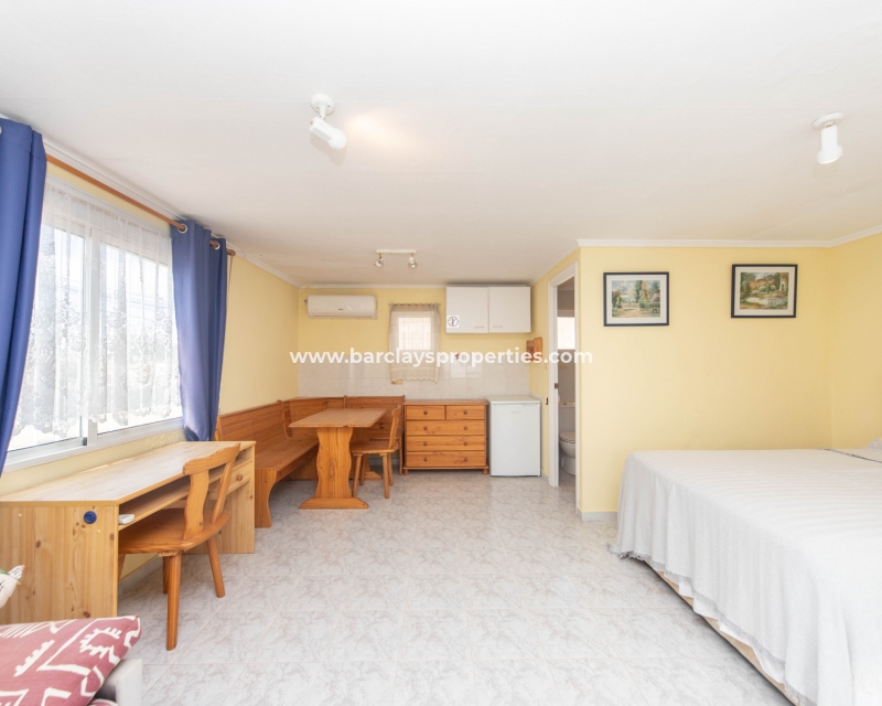 Wederverkoop - Vrijstaande Villa - Urb. La Marina