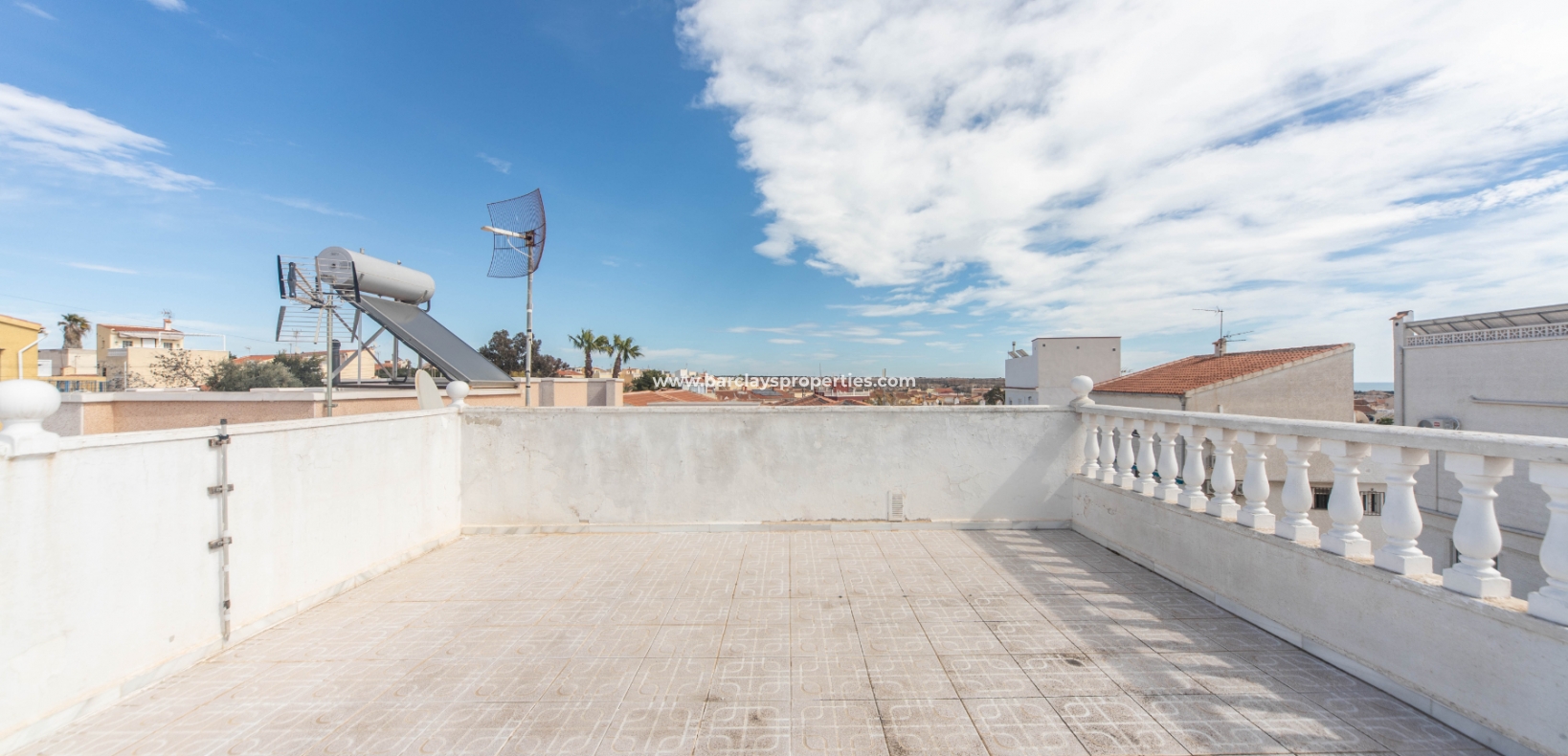 Wederverkoop - Vrijstaande Villa - Urb. La Marina