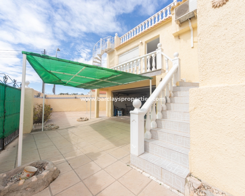 Wederverkoop - Vrijstaande Villa - Urb. La Marina