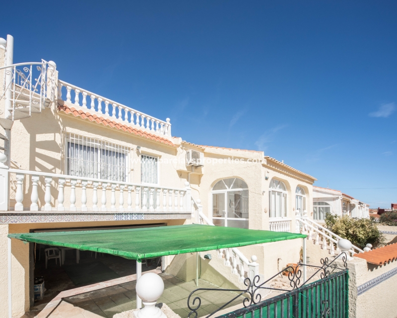 Wederverkoop - Vrijstaande Villa - Urb. La Marina