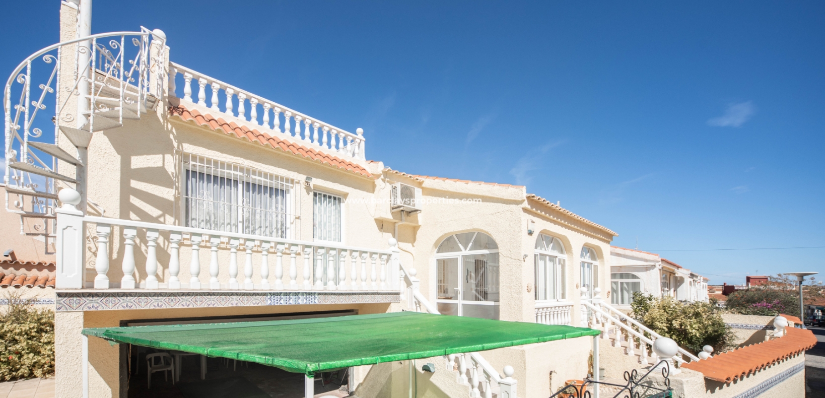 Wederverkoop - Vrijstaande Villa - Urb. La Marina