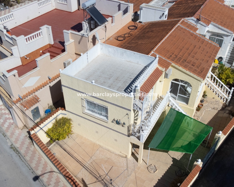 Wederverkoop - Vrijstaande Villa - Urb. La Marina