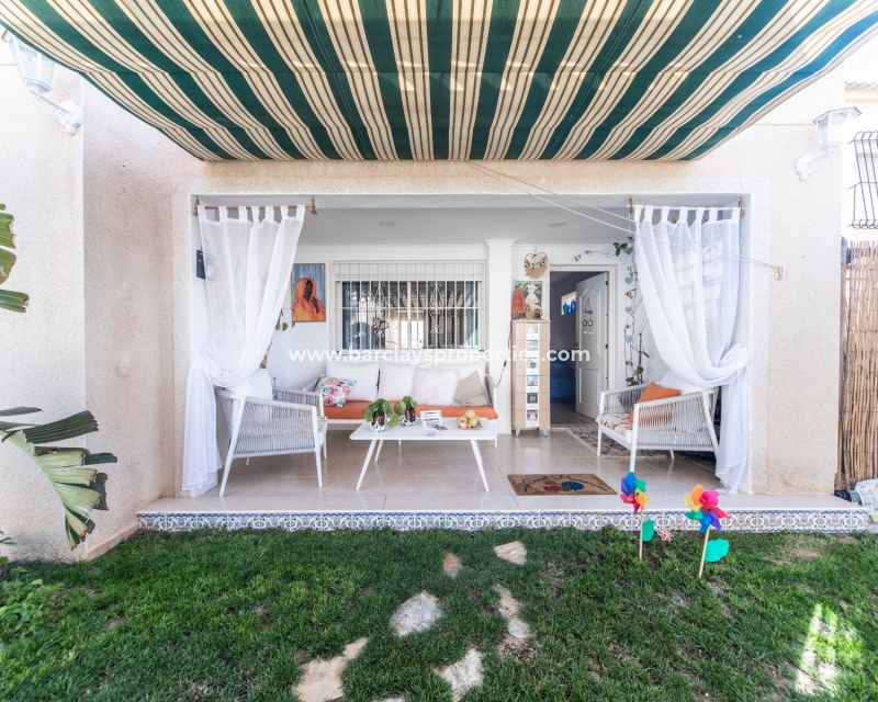 Wederverkoop - Vrijstaande Villa - Urb. La Marina