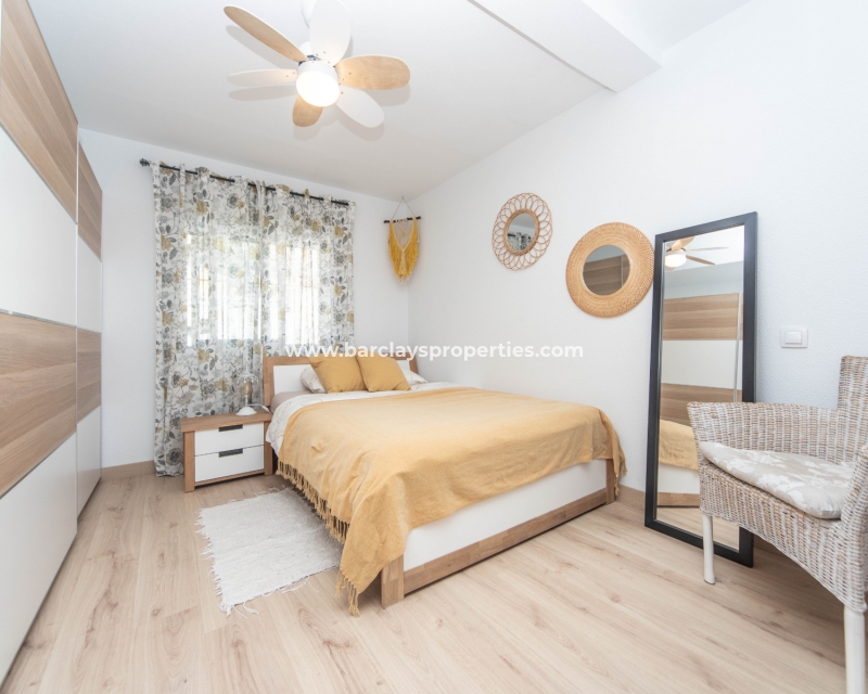 Wederverkoop - Vrijstaande Villa - Urb. La Marina