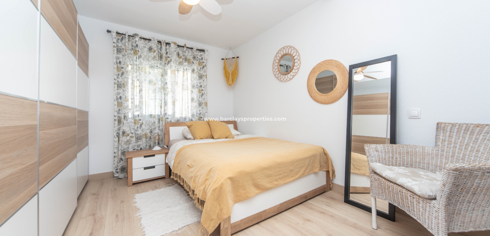 Wederverkoop - Vrijstaande Villa - Urb. La Marina