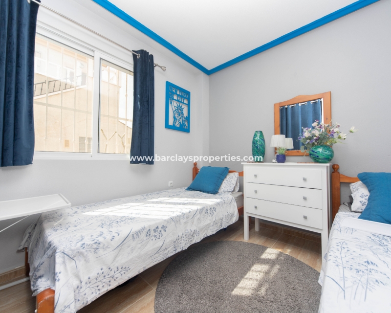 Wederverkoop - Vrijstaande Villa - Urb. La Marina