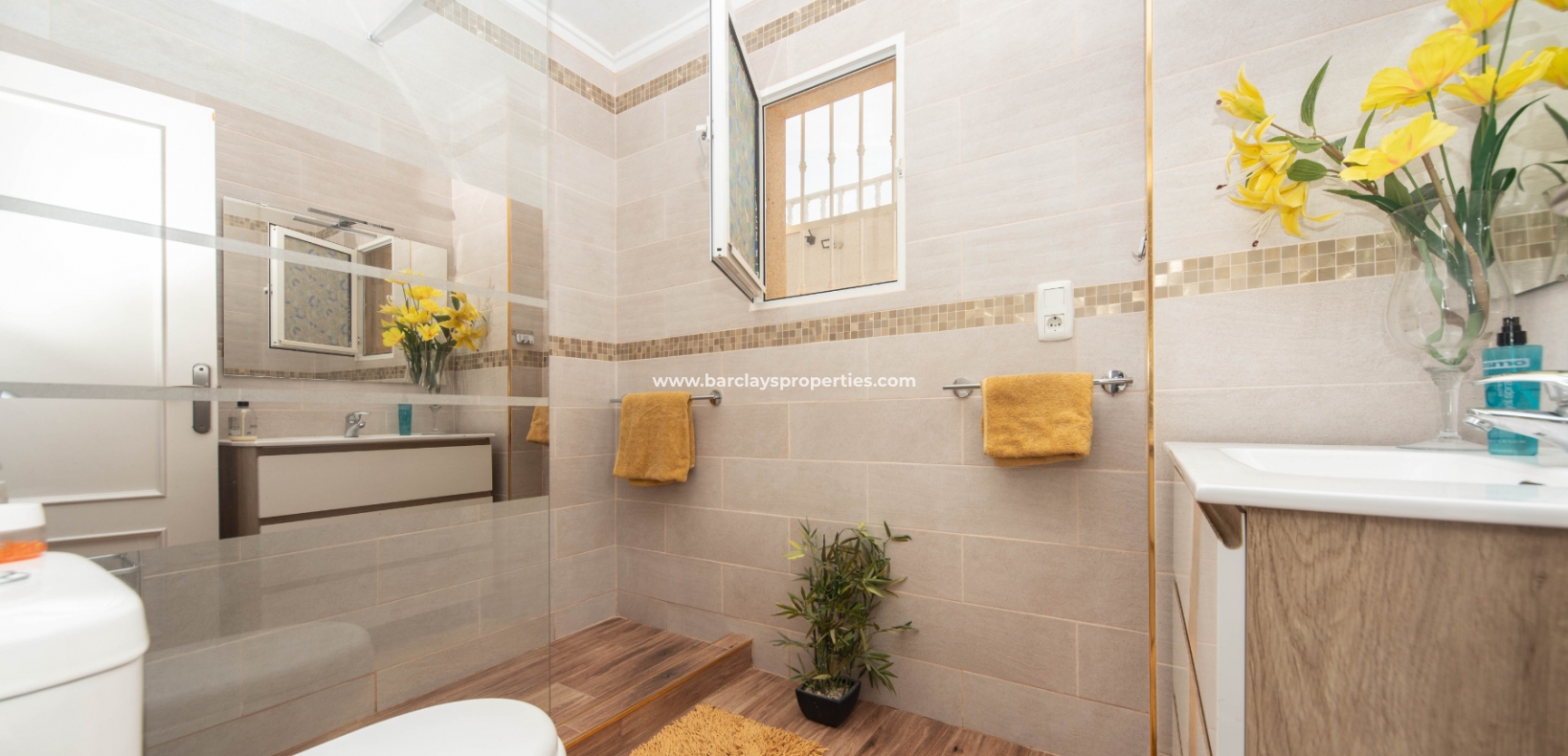 Wederverkoop - Vrijstaande Villa - Urb. La Marina