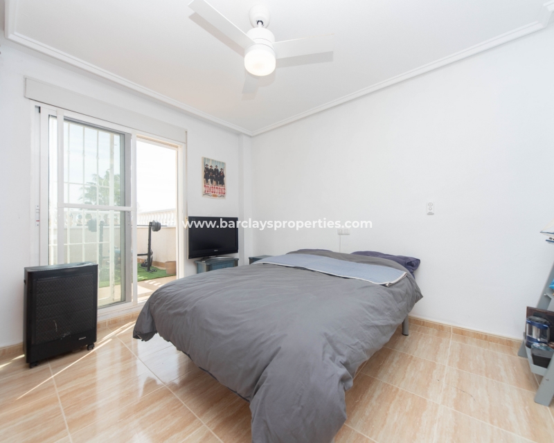 Wederverkoop - Vrijstaande Villa - Urb. La Marina