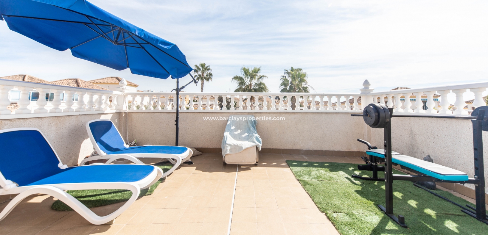 Wederverkoop - Vrijstaande Villa - Urb. La Marina