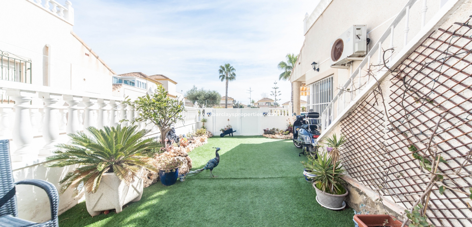 Wederverkoop - Vrijstaande Villa - Urb. La Marina