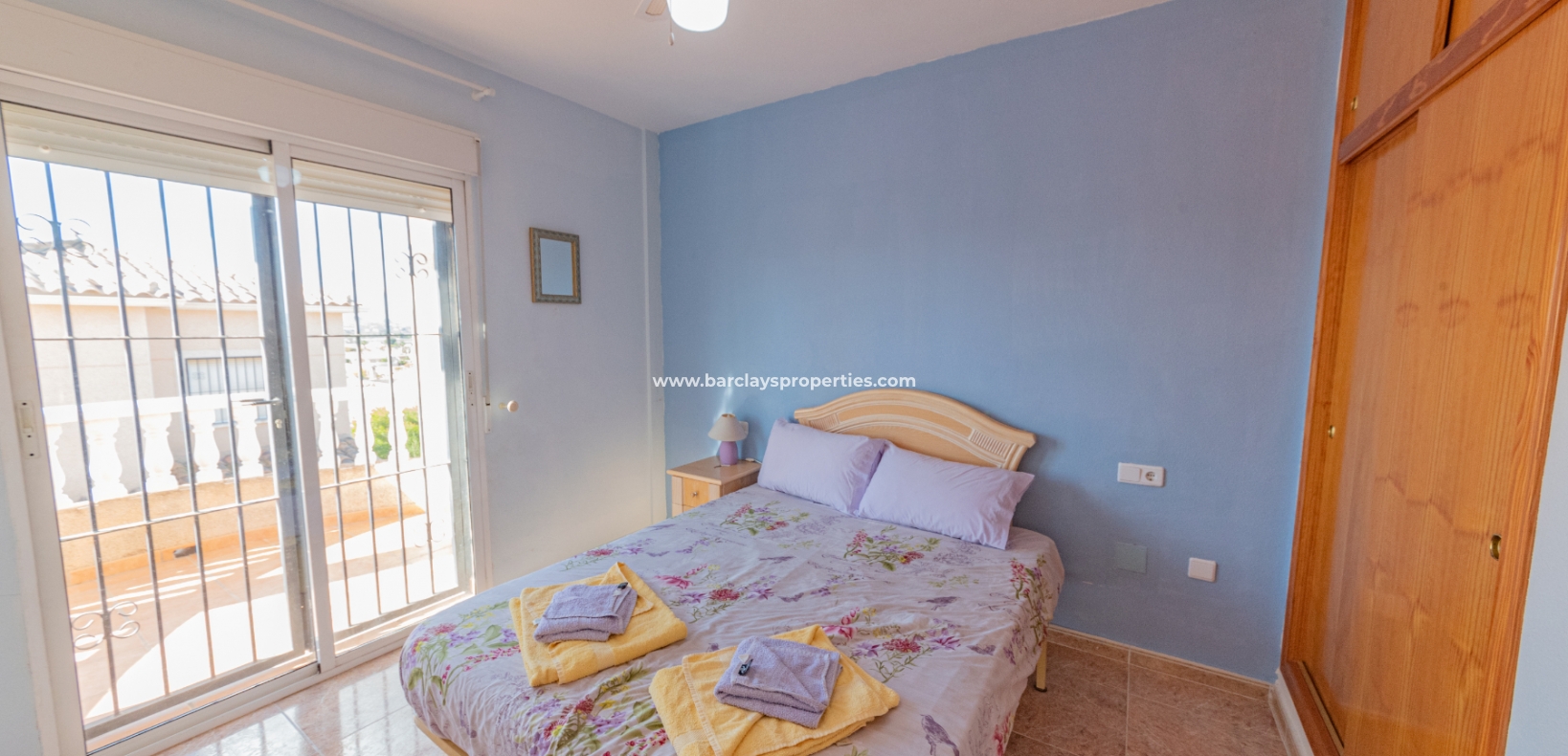 Wederverkoop - Vrijstaande Villa - Urb. La Marina