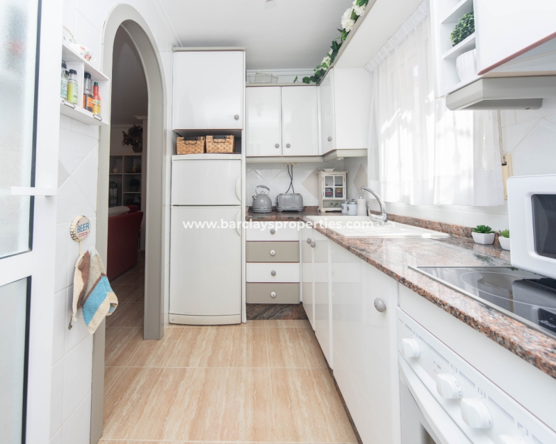 Wederverkoop - Vrijstaande Villa - Urb. La Marina