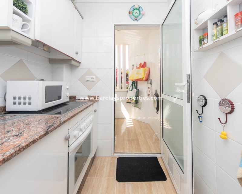 Wederverkoop - Vrijstaande Villa - Urb. La Marina