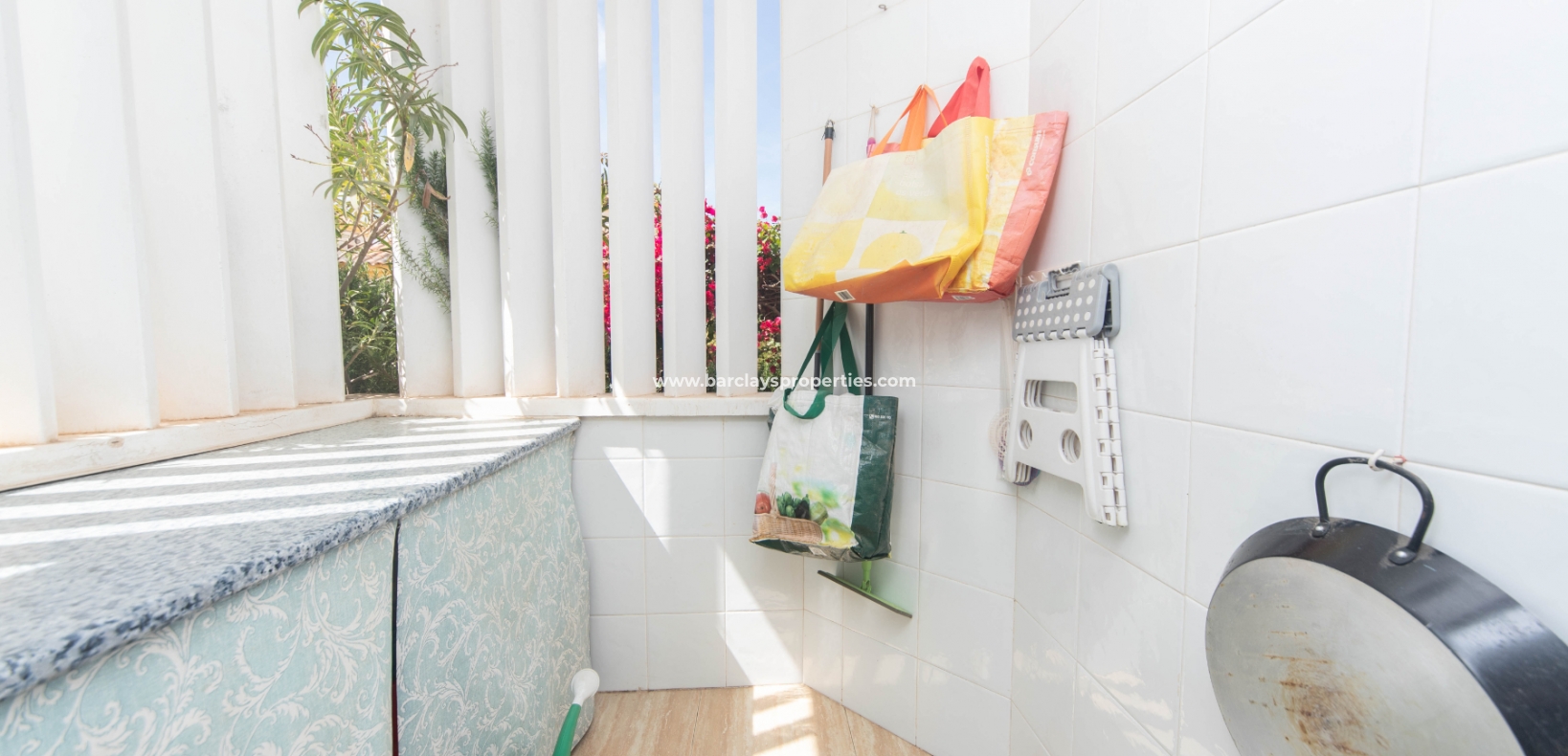 Wederverkoop - Vrijstaande Villa - Urb. La Marina