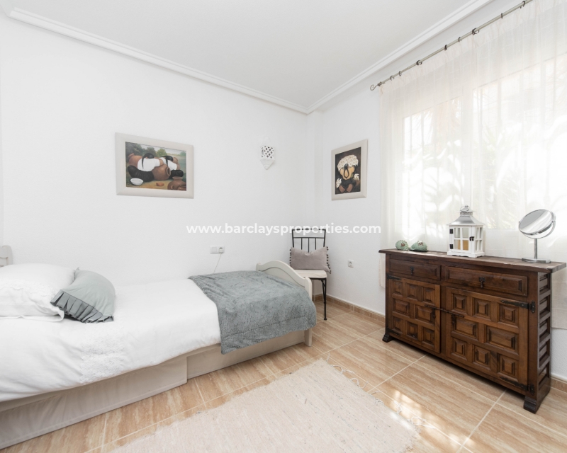 Wederverkoop - Vrijstaande Villa - Urb. La Marina