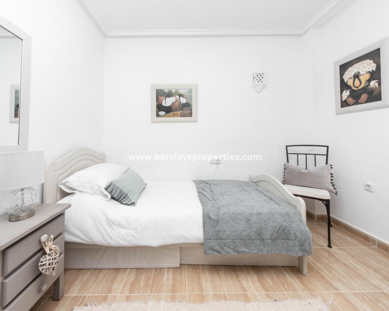 Wederverkoop - Vrijstaande Villa - Urb. La Marina