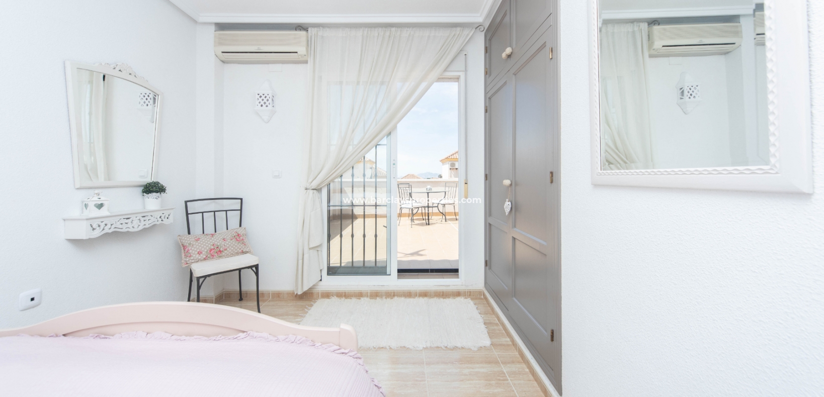 Wederverkoop - Vrijstaande Villa - Urb. La Marina