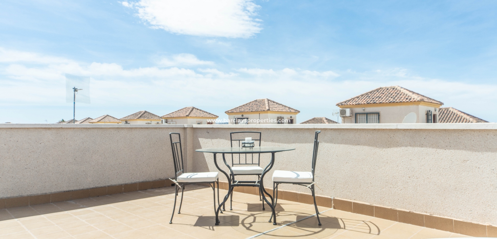 Wederverkoop - Vrijstaande Villa - Urb. La Marina